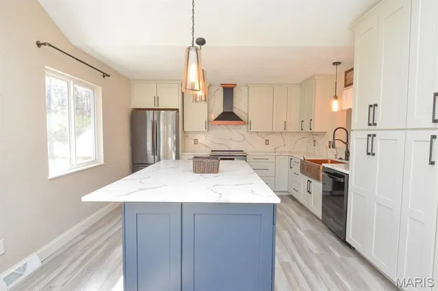 $200,000 | 8552 Naumann Drive, Waterloo, IL 62298