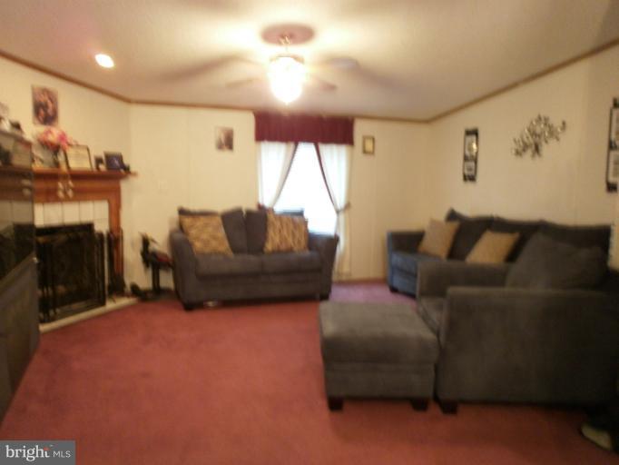 1902 Bruce Road Aberdeen, MD 21001 - Photo 4 of 11 Family Room