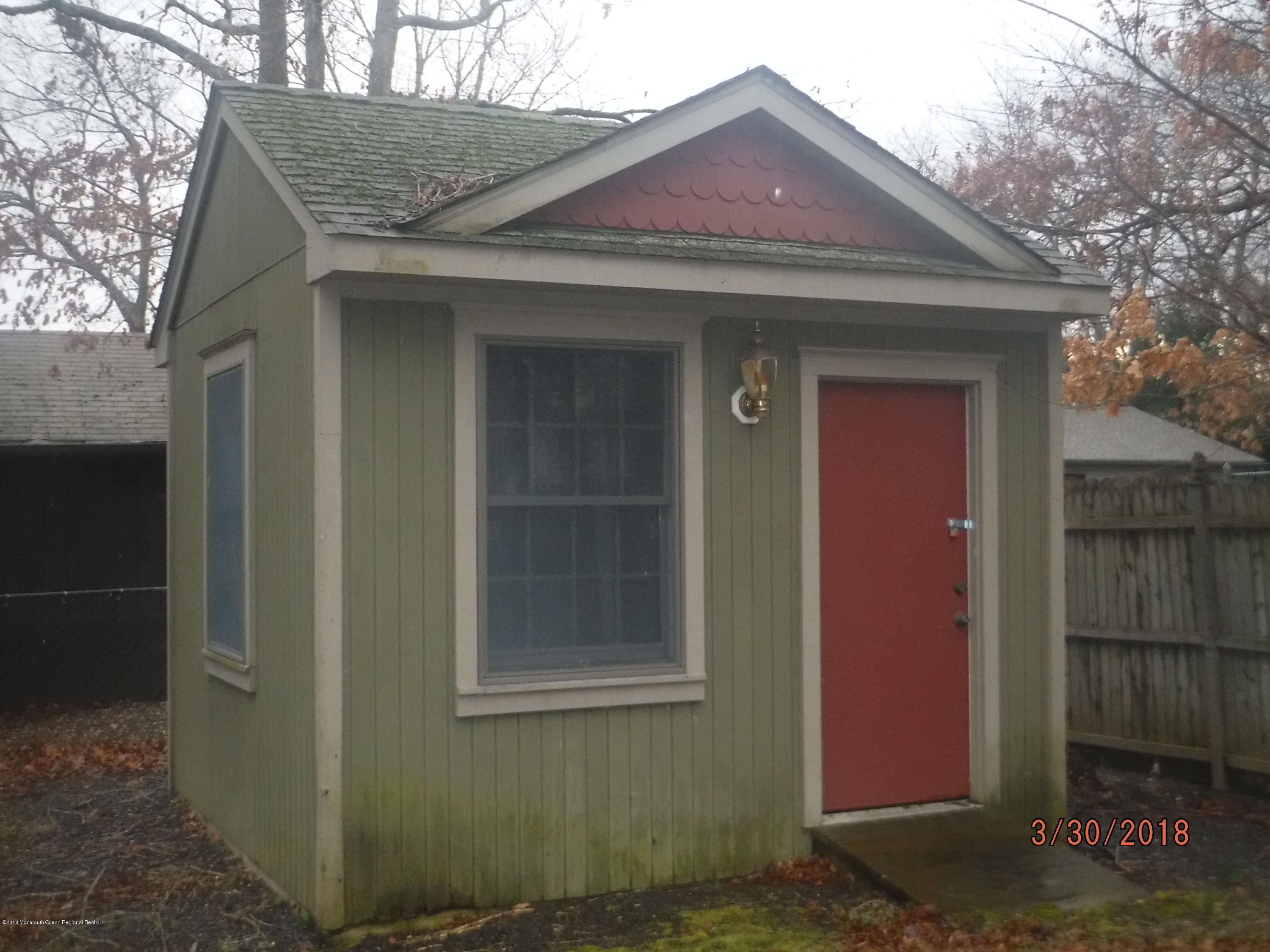 263 Crows Nest Road Manahawkin, NJ 08050 - Photo 4 of 19 shed