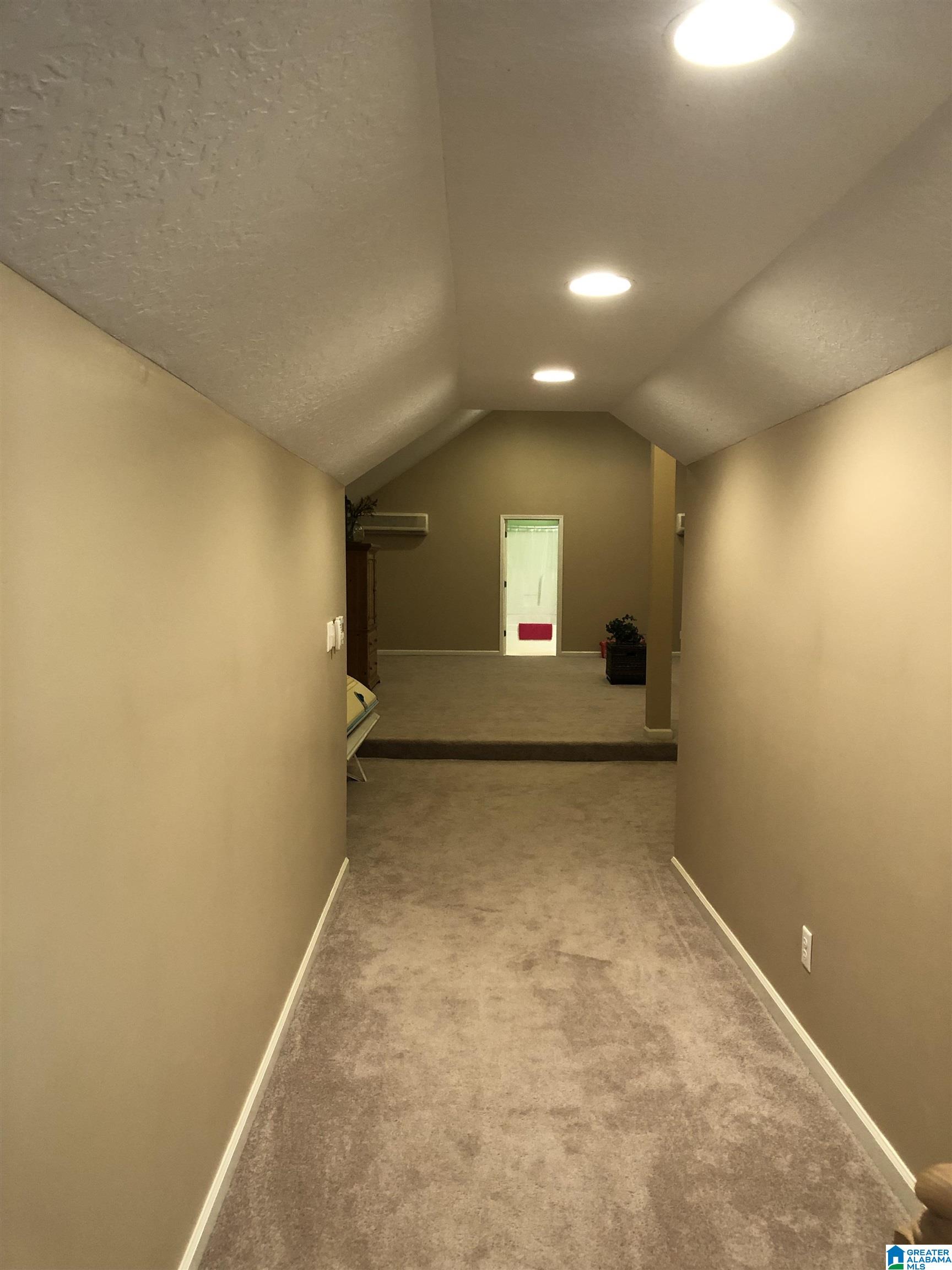 809 Airport Road Anniston, AL 36206 - Photo 40 of 47