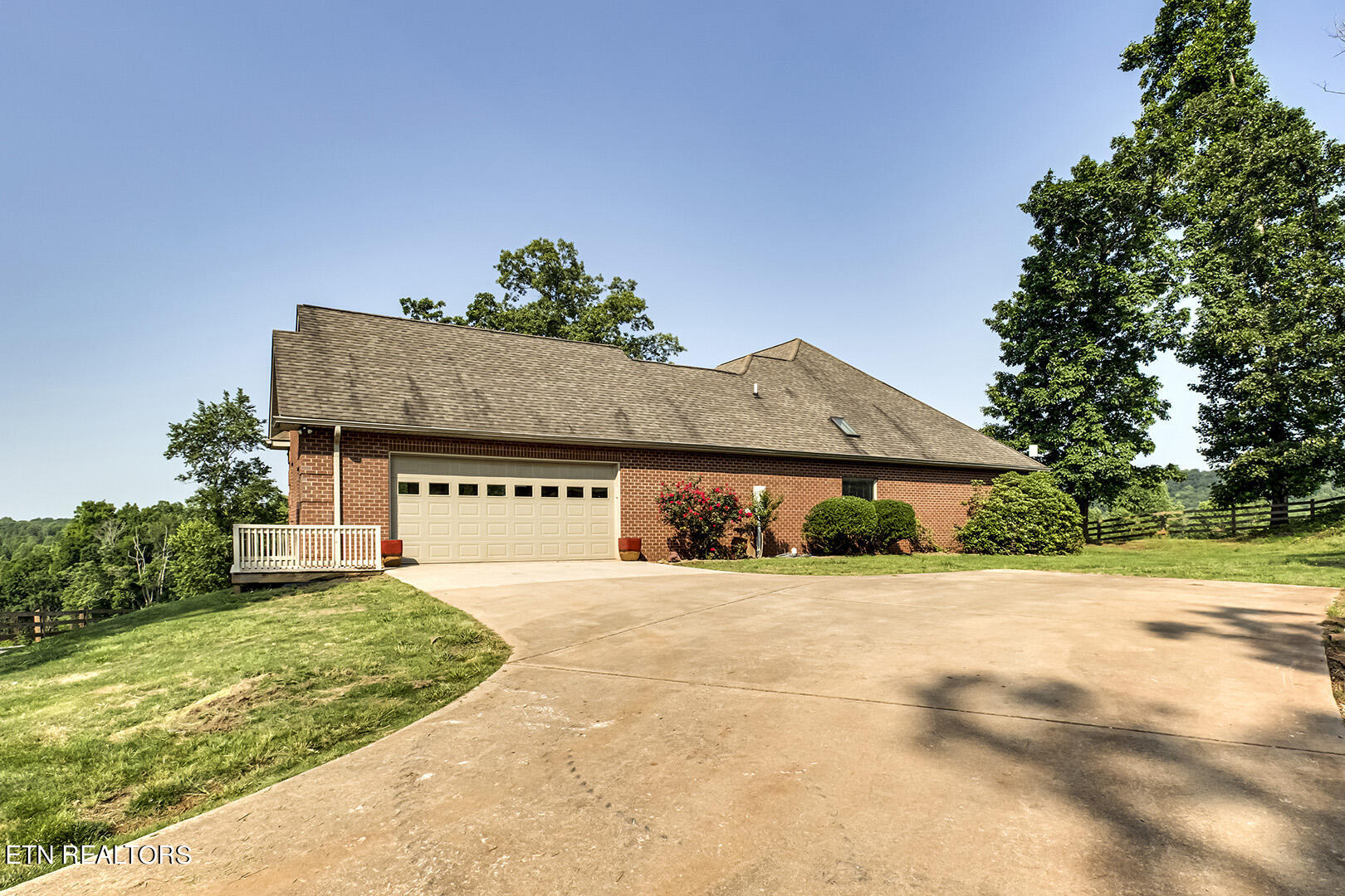 220 Brunner Road Madisonville, TN 37354 - Photo 3 of 55 02_BrunnerRoad_220_GarageSide