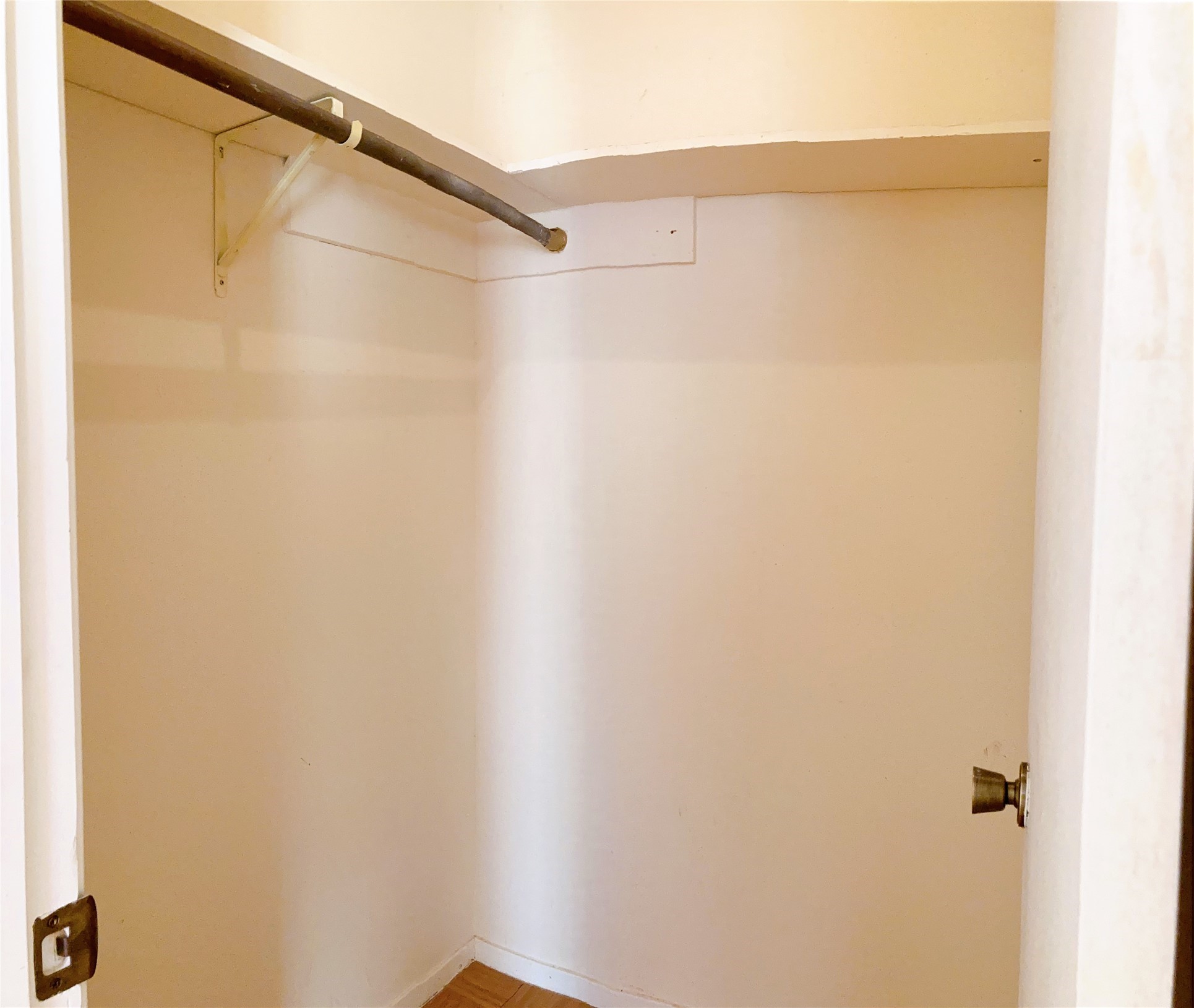 19518 Munsey Court Katy, TX 77449 - Photo 20 of 45 a bathroom with a shower