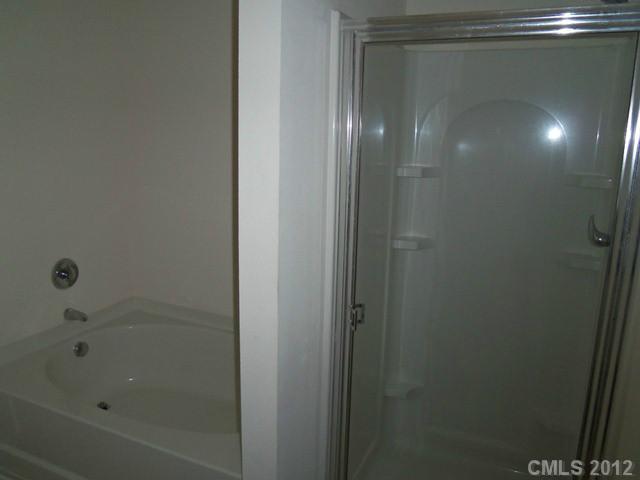 5139 Raspberry Knoll Drive Charlotte, NC 28208 - Photo 12 of 16 Gallery Image 12