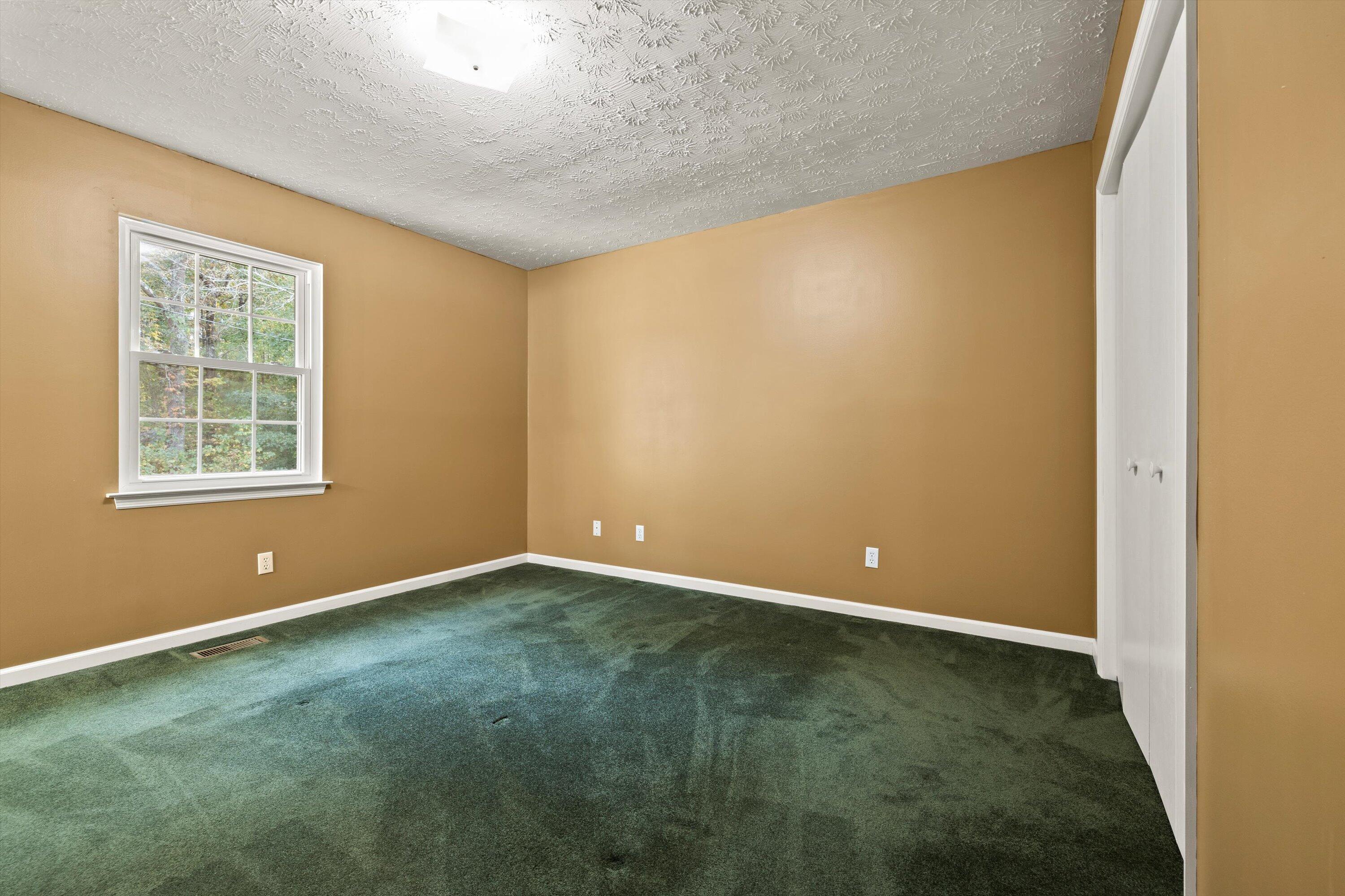 323 West Rogers Road LaFayette, GA 30728 - Photo 18 of 28 17-323 W Rogers Rd-17