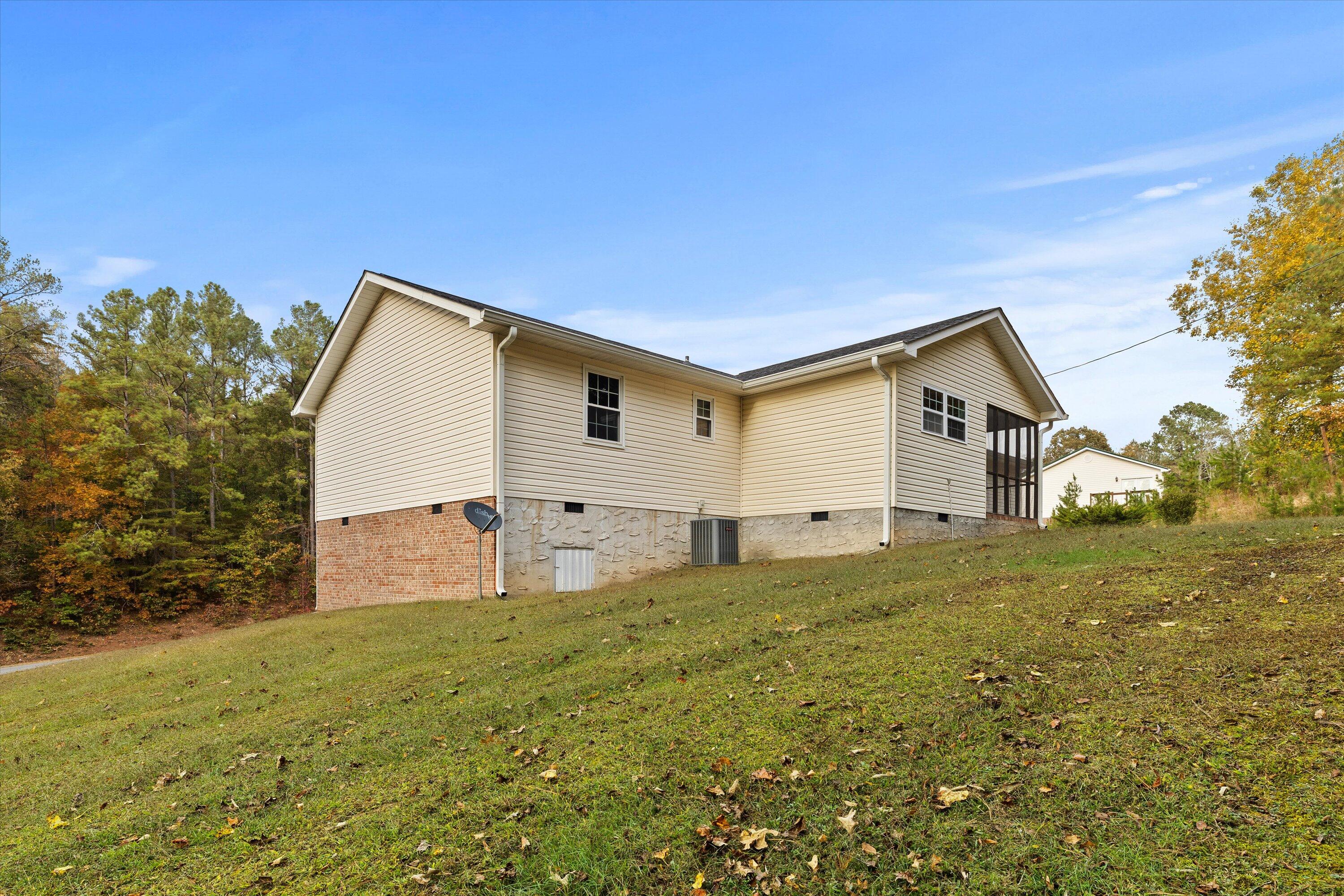 323 West Rogers Road LaFayette, GA 30728 - Photo 26 of 28 23-323 W Rogers Rd-23