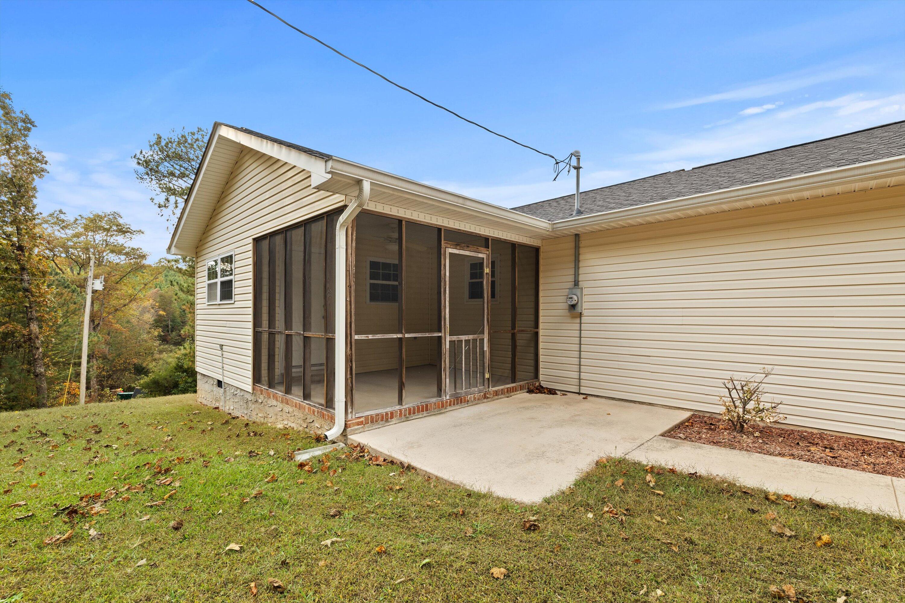 323 West Rogers Road LaFayette, GA 30728 - Photo 27 of 28 25-323 W Rogers Rd-25