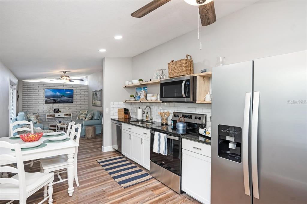 2213 Wason Road Sarasota, FL 34231 - Photo 45 of 52 Gallery Image 45