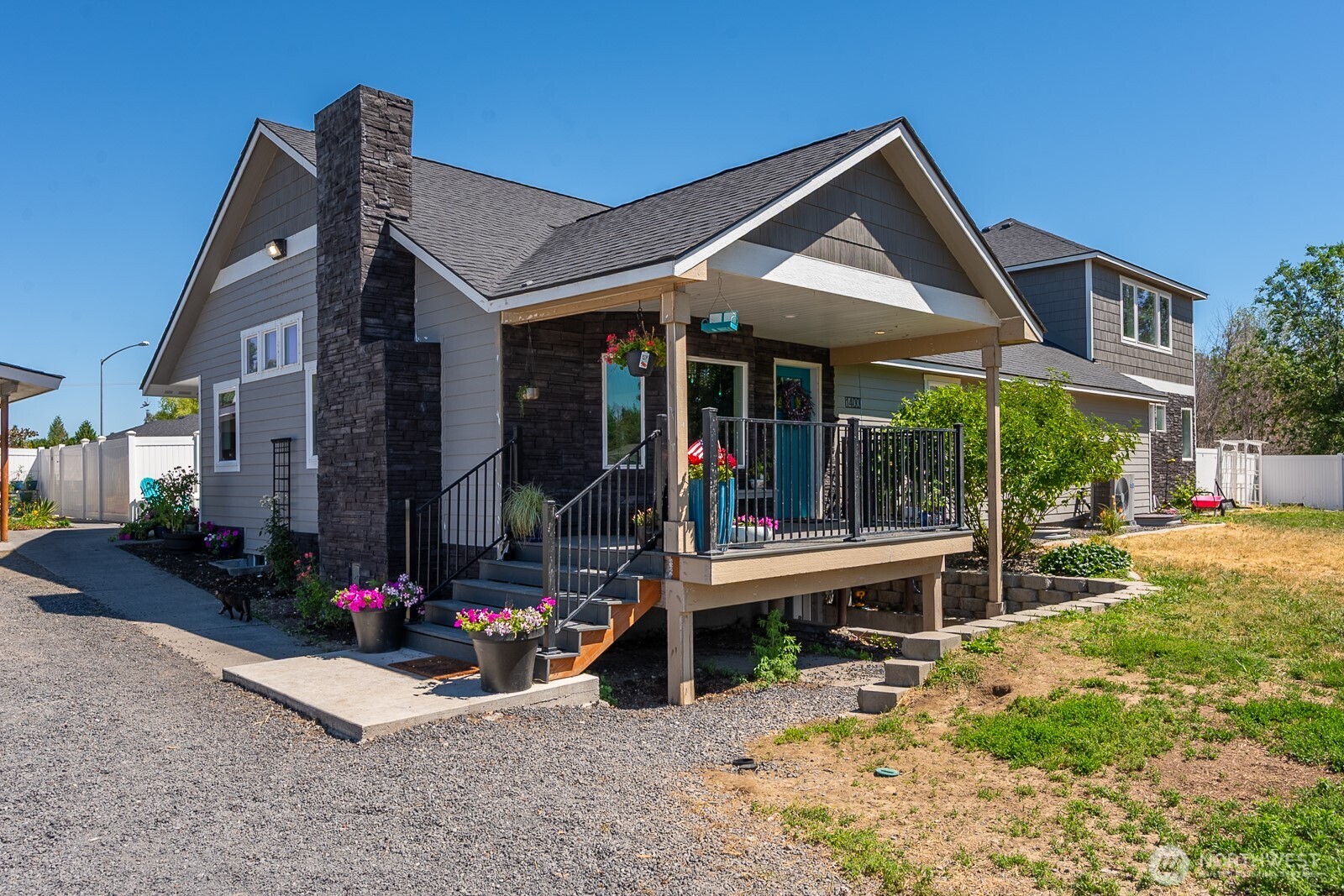 1400 East Nelson Road Moses Lake, WA 98837 - Photo 1 of 33