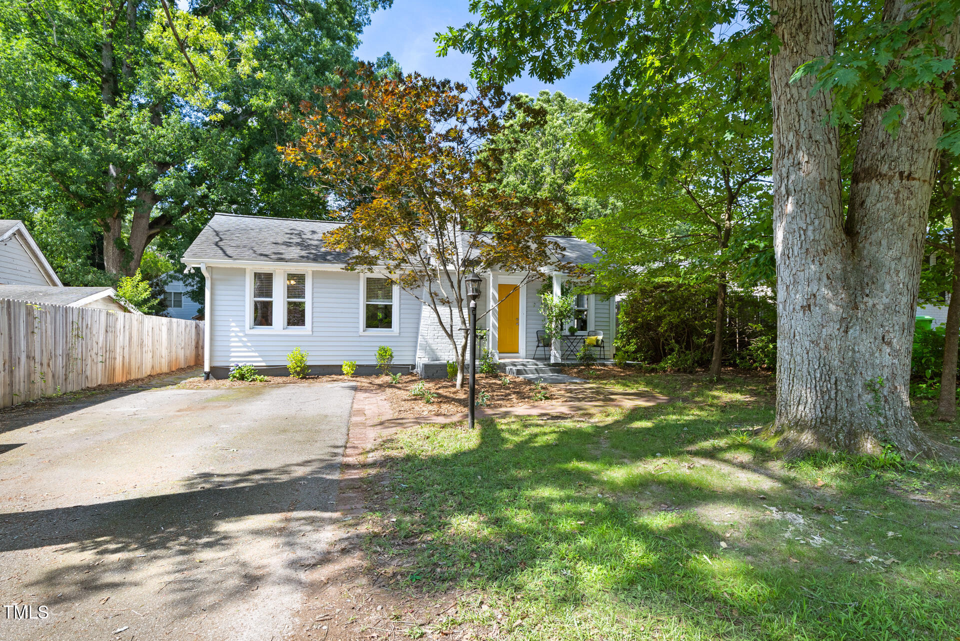 2804 Barmettler Street Raleigh, NC 27607 - Photo 3 of 49 2804-Barmettler-100