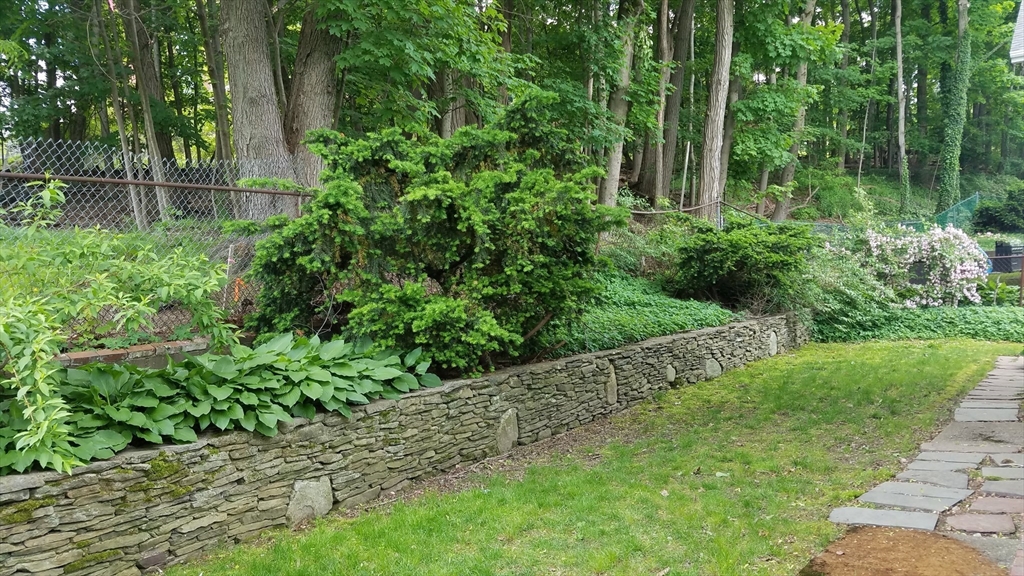105 Ripley Street, Unit 105 Newton, MA 02459 - Photo 24 of 26 Gallery Image 24