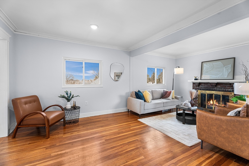 105 Ripley Street, Unit 105 Newton, MA 02459 - Photo 3 of 26 Gallery Image 3