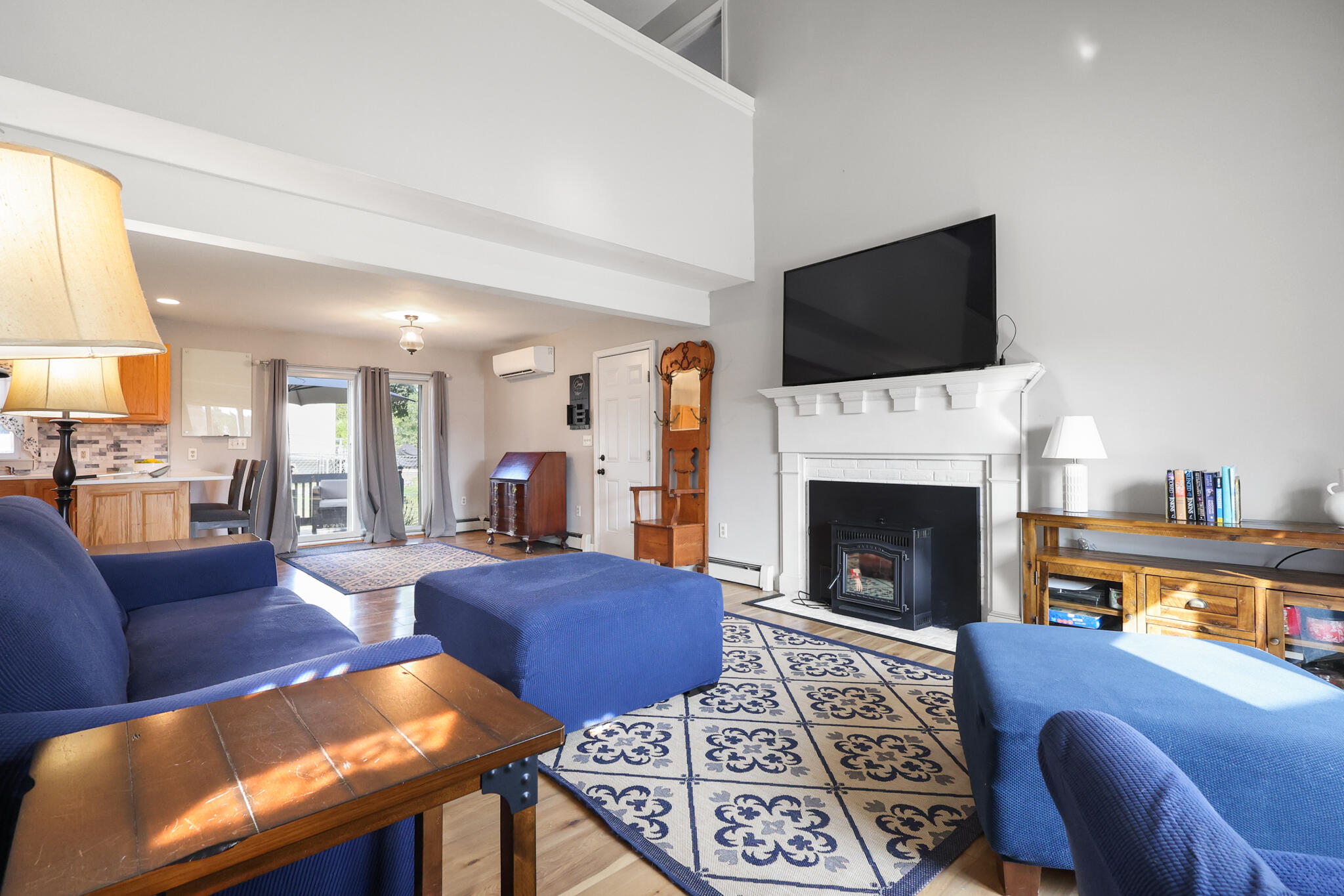 4 Church Street Winterport, ME 04496 - Photo 15 of 55 2M6A3515