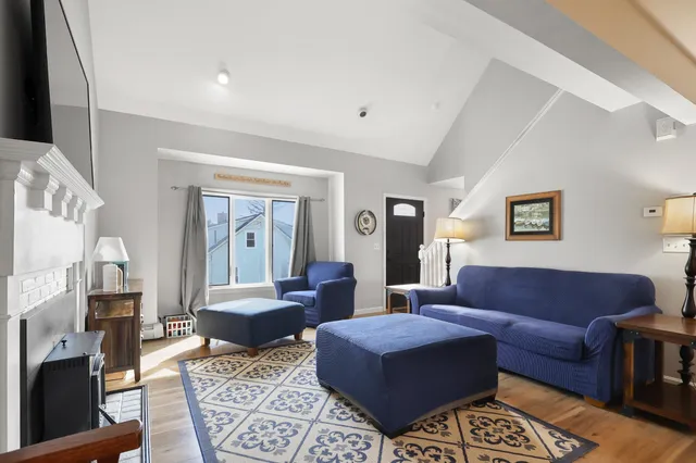 $384,500 | 4 Church Street, Winterport, ME 04496