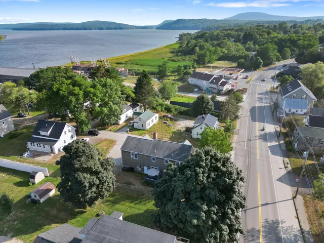 $384,500 | 4 Church Street, Winterport, ME 04496