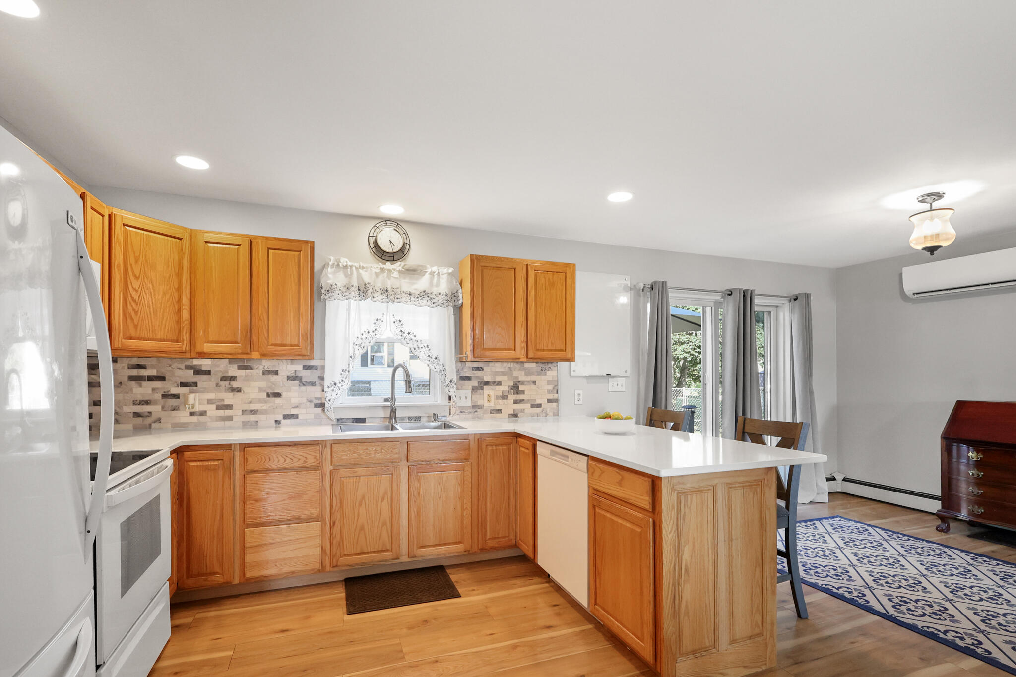 4 Church Street Winterport, ME 04496 - Photo 9 of 55 2M6A3540