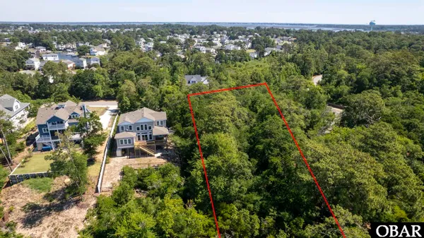 $349,500 | 205 Old Holly Lane, Kill Devil Hills, NC 27948