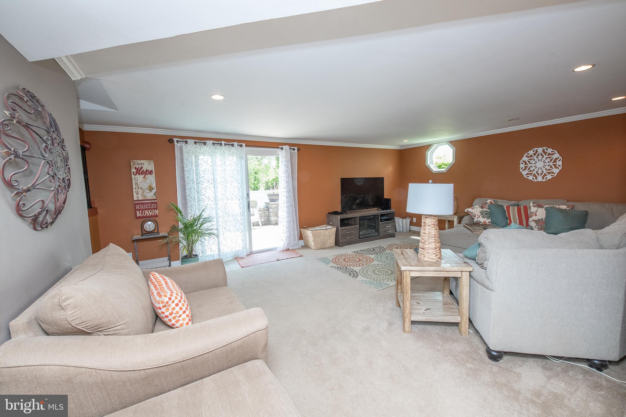 11999 Lockart Road Philadelphia, PA 19116 - Photo 14 of 42 Lower Level Family Room