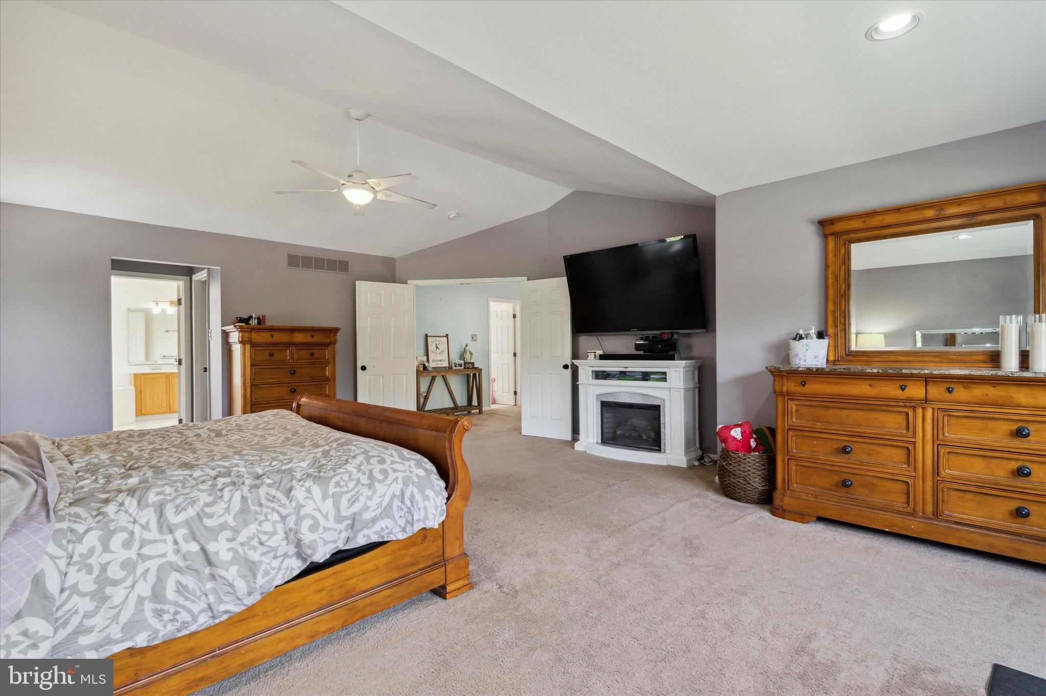 82 Brinker Drive Doylestown, PA 18901 - Photo 22 of 35