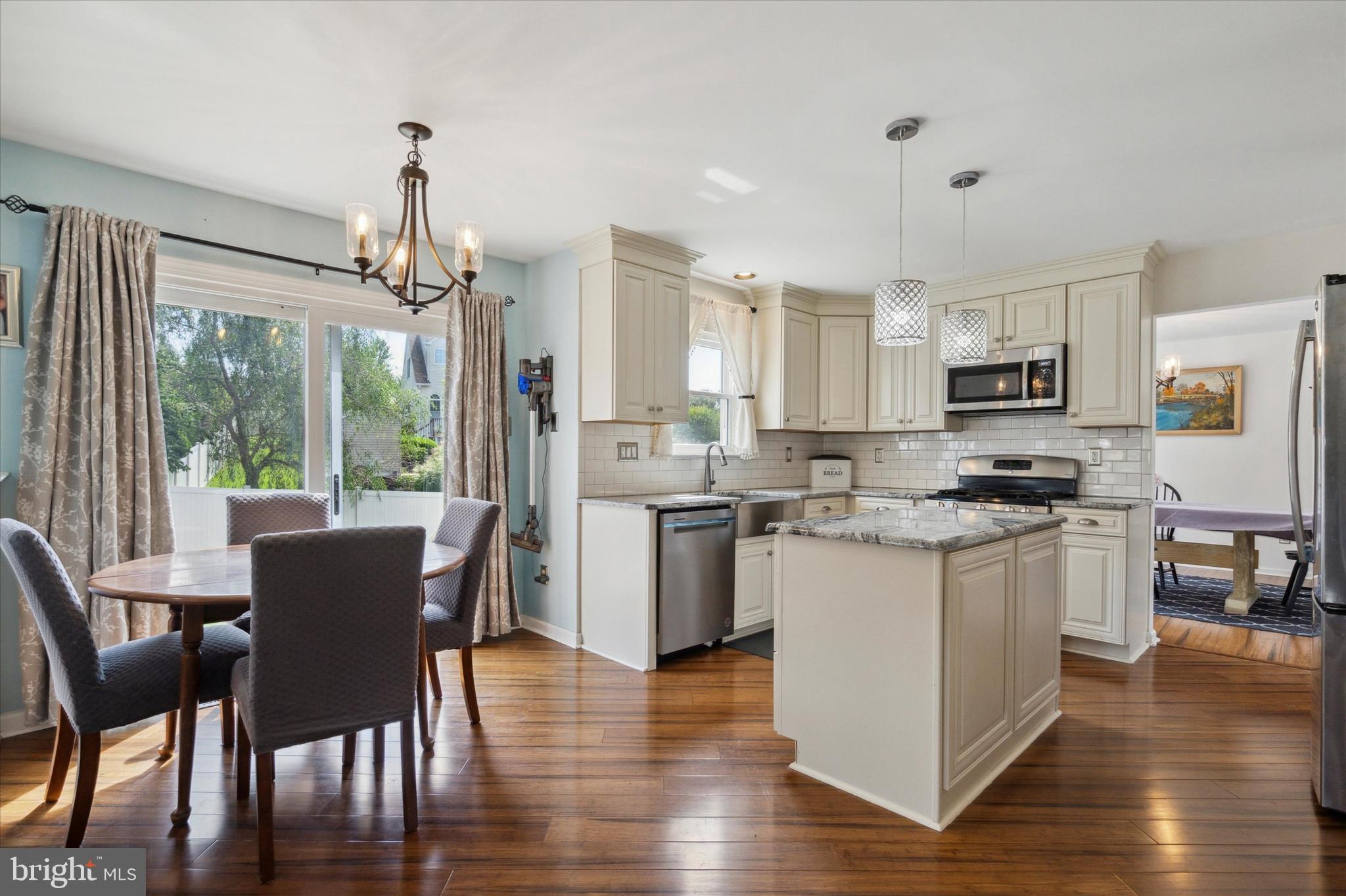 82 Brinker Drive Doylestown, PA 18901 - Photo 10 of 35