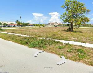 84 Southwest 1st Court Deerfield Beach, FL 33441 - Photo 3 of 6 3