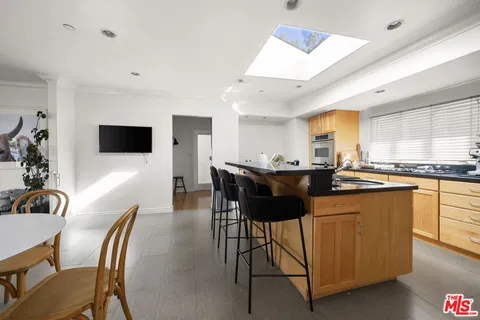 $2,000,000 | 3411 Tareco Drive, Los Angeles, CA 90068