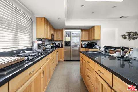 $2,000,000 | 3411 Tareco Drive, Los Angeles, CA 90068