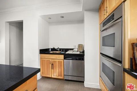 $2,000,000 | 3411 Tareco Drive, Los Angeles, CA 90068