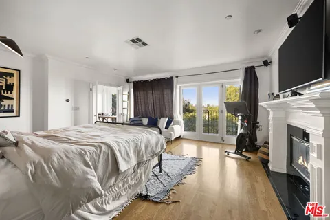 $2,000,000 | 3411 Tareco Drive, Los Angeles, CA 90068