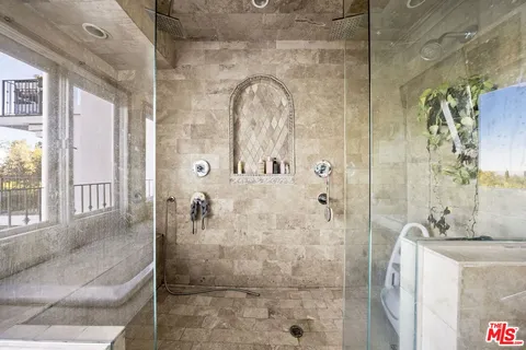 $2,000,000 | 3411 Tareco Drive, Los Angeles, CA 90068