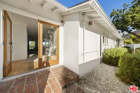 $2,000,000 | 3411 Tareco Drive, Los Angeles, CA 90068