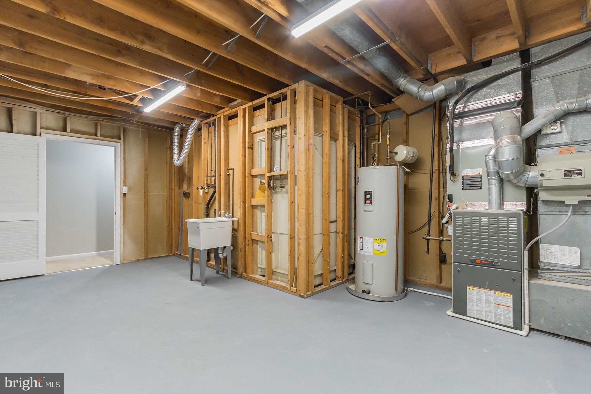 1494 Roundleaf Court Reston, VA 20190 - Photo 33 of 37 Utility / Storage