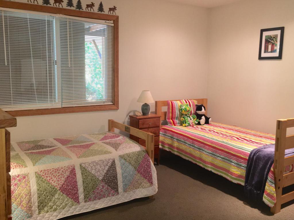 29-3 Hummingbird Road, Unit 3 Lincoln, NH 03251 - Photo 8 of 20 Gallery Image 8