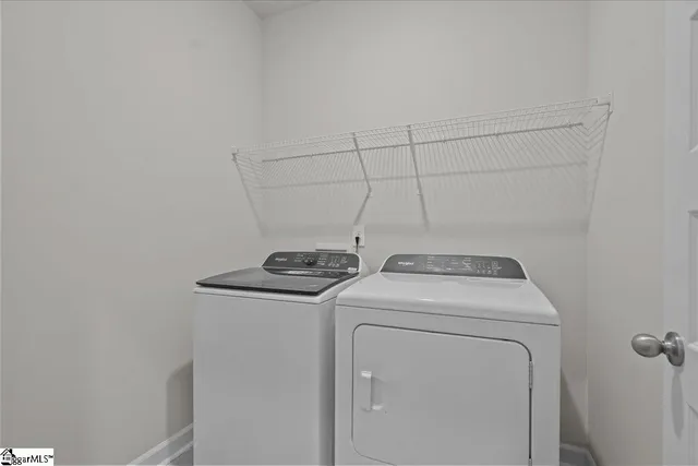 $274,900 | 1597 Erindale Drive, Wellford, SC 29385