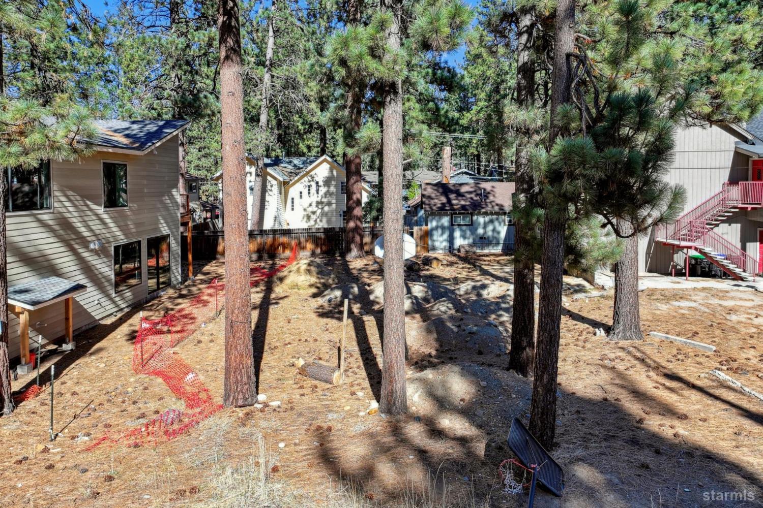 3689 Primrose Road South Lake Tahoe, CA 96150 - Photo 10 of 20
