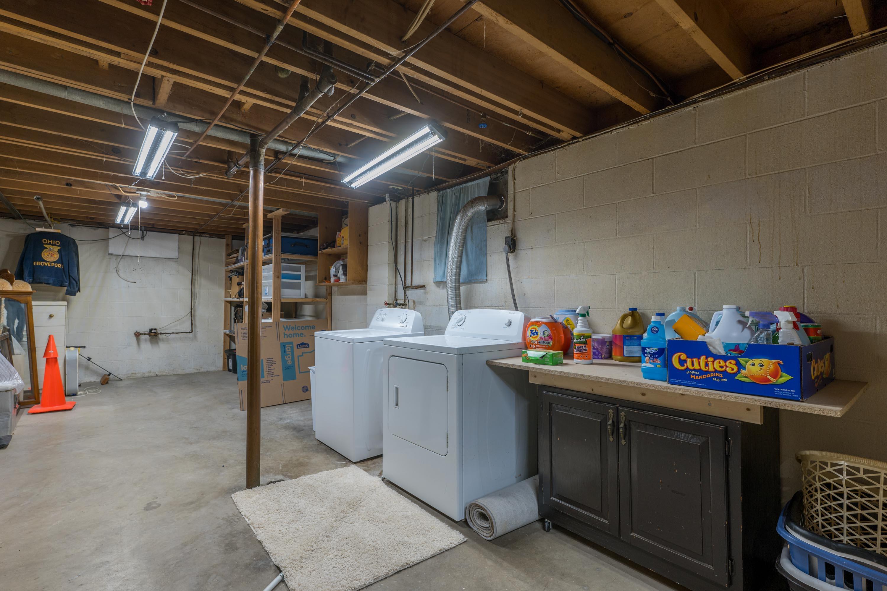 3878 Armada Road Columbus, OH 43232 - Photo 49 of 54 Storage/Laundry
