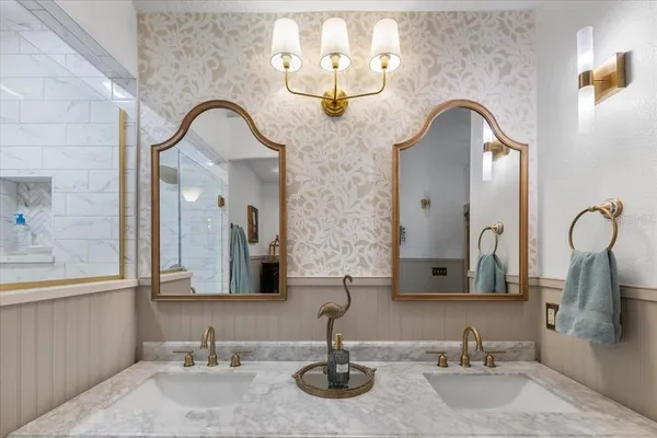 $715,000 | 6093 Avenue Of The Palms, Weeki Wachee, FL 34607