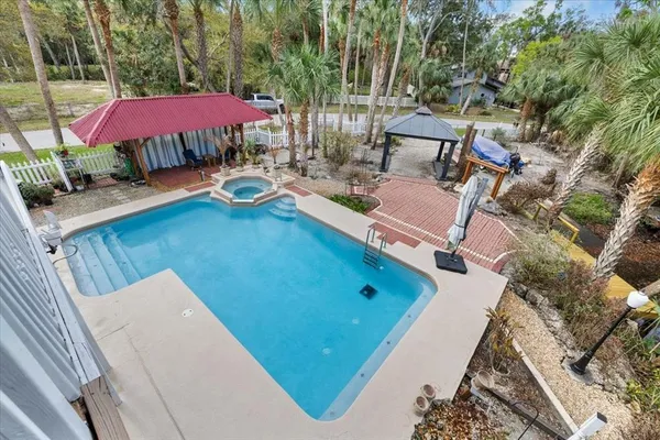 $715,000 | 6093 Avenue Of The Palms, Weeki Wachee, FL 34607