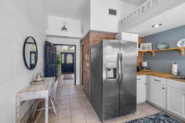 $715,000 | 6093 Avenue Of The Palms, Weeki Wachee, FL 34607