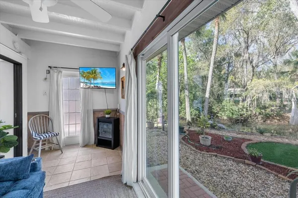 $715,000 | 6093 Avenue Of The Palms, Weeki Wachee, FL 34607