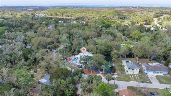 $715,000 | 6093 Avenue Of The Palms, Weeki Wachee, FL 34607