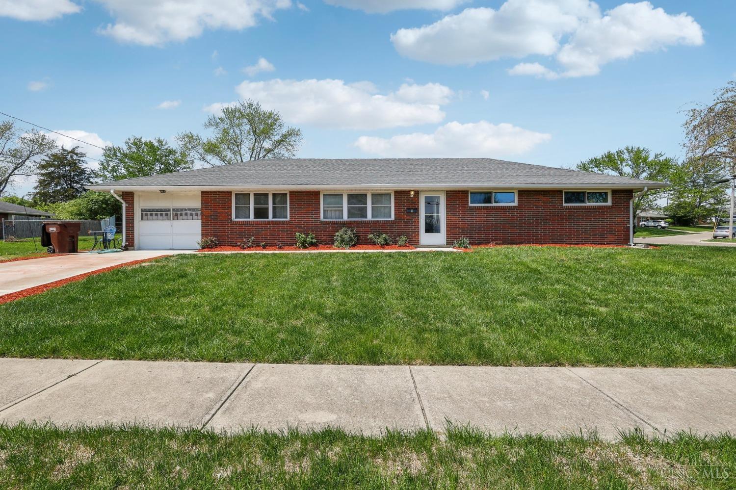 9 Roxie Court Lebanon, OH 45036 - Photo 1 of 38 Gallery Image 1