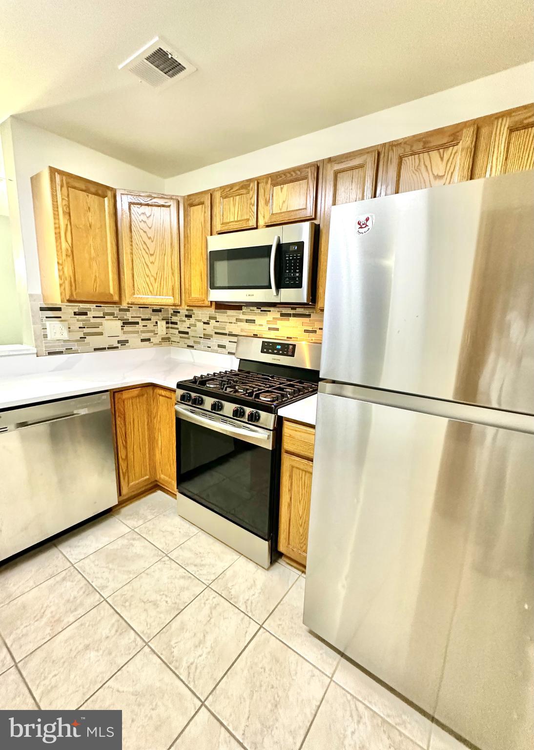 1060 Gardenview Loop, Unit 102 Woodbridge, VA 22191 - Photo 19 of 36