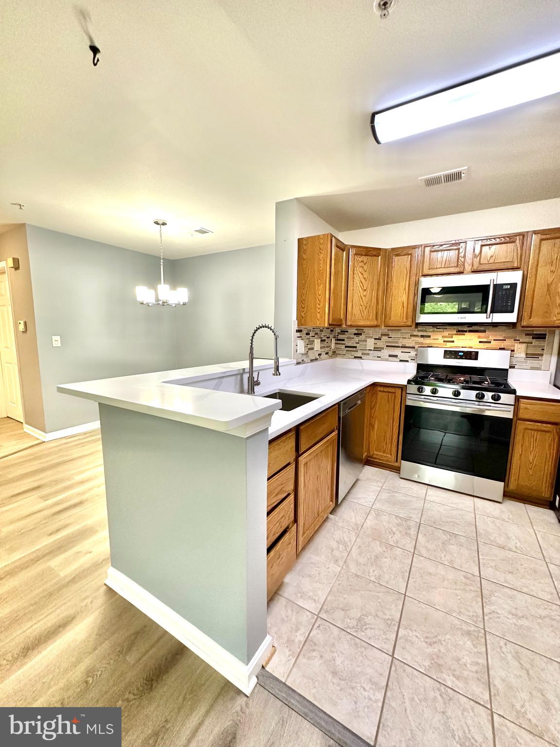 1060 Gardenview Loop, Unit 102 Woodbridge, VA 22191 - Photo 21 of 36