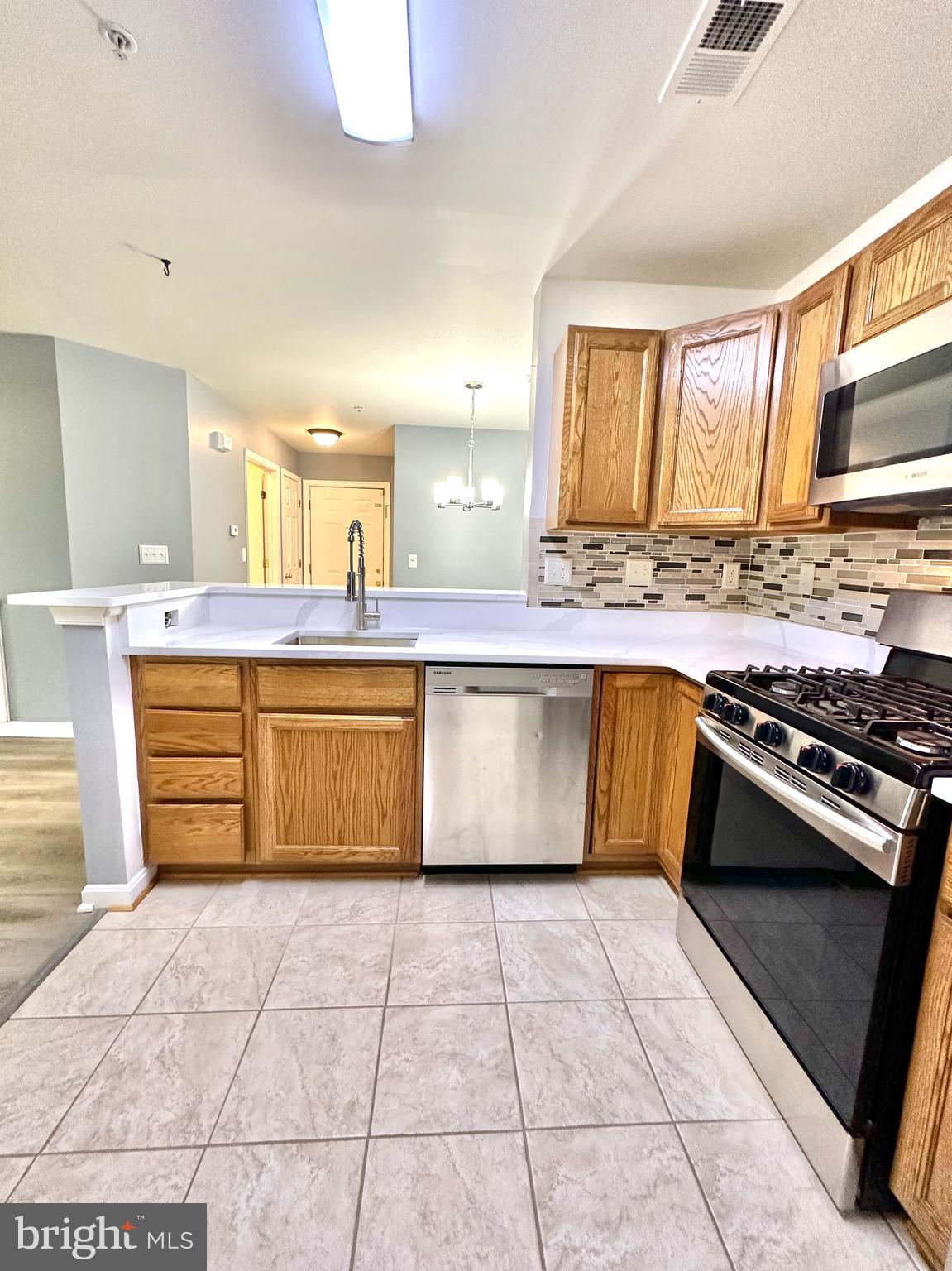 1060 Gardenview Loop, Unit 102 Woodbridge, VA 22191 - Photo 23 of 36