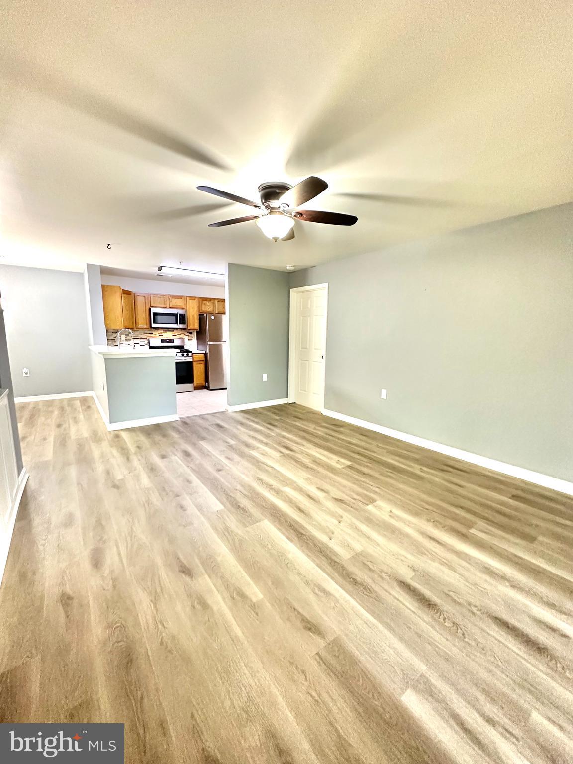 1060 Gardenview Loop, Unit 102 Woodbridge, VA 22191 - Photo 5 of 36