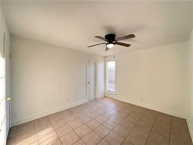 $900 | Undisclosed Address, Metairie, LA 70005