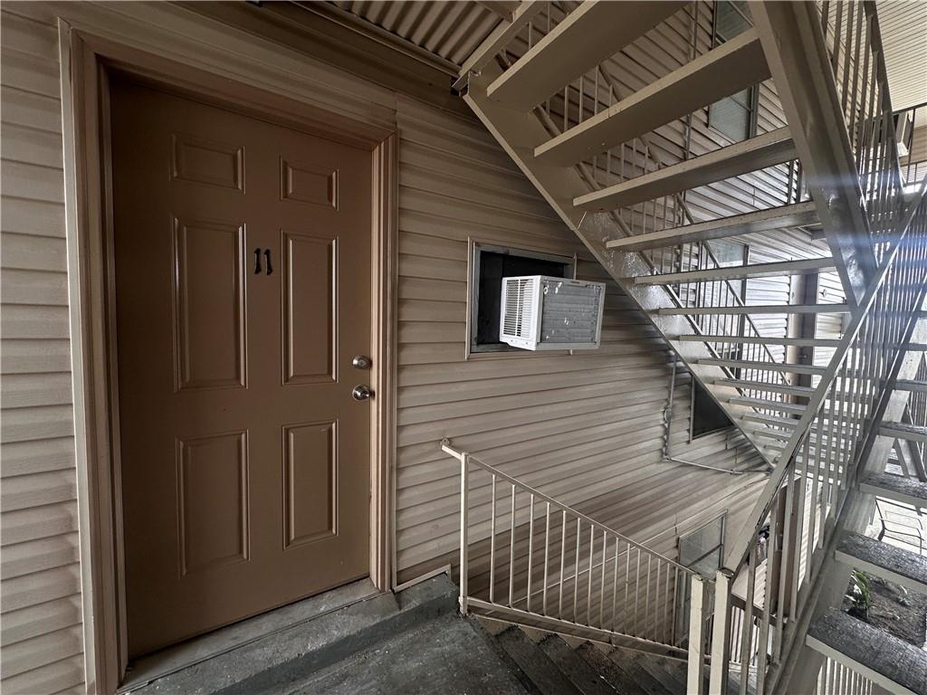 115 West Esplanade Avenue, Unit 11 Metairie, LA 70005 - Photo 2 of 16