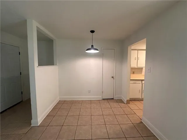 $900 | Undisclosed Address, Metairie, LA 70005