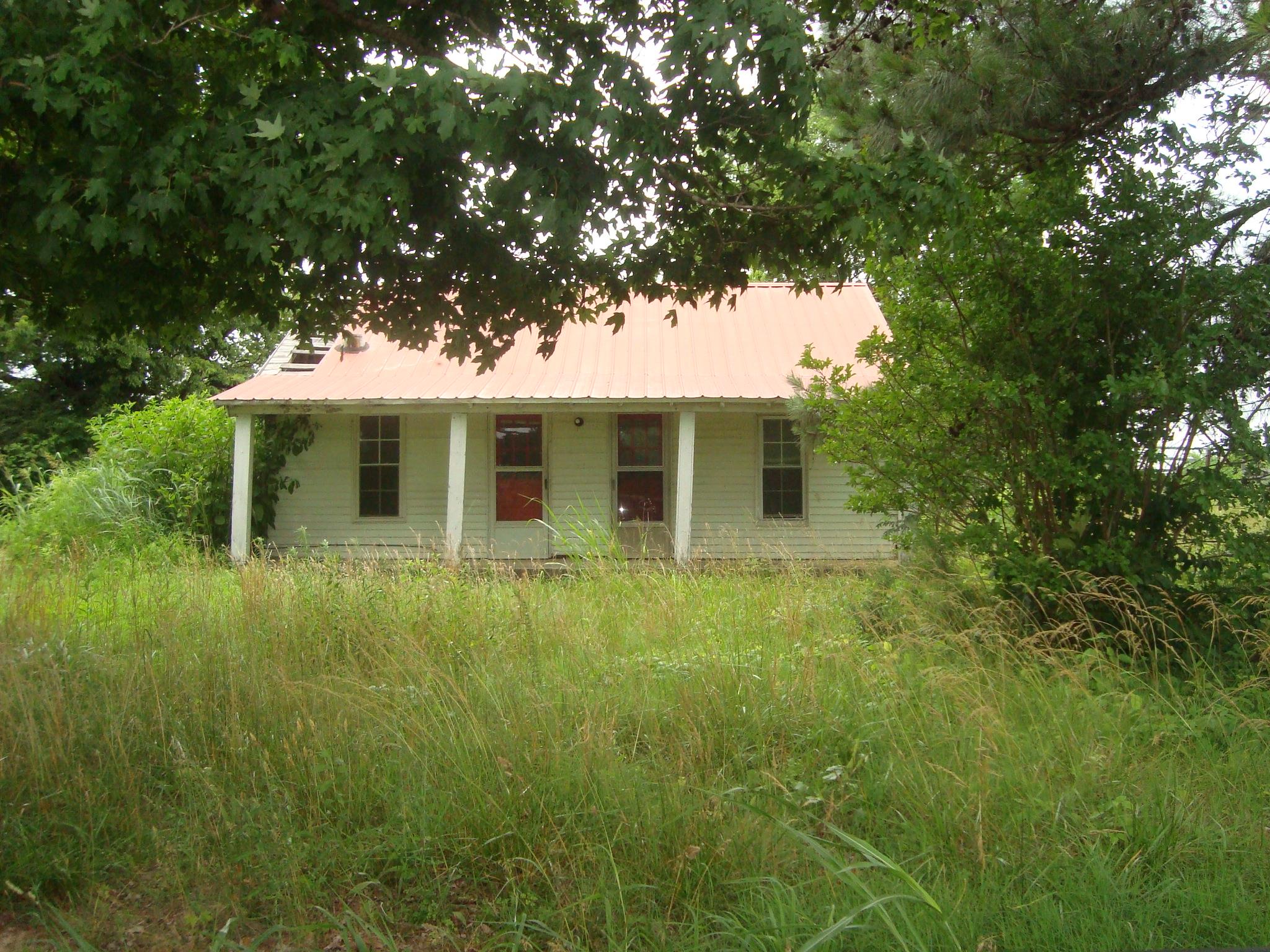 265 Pea Ridge Road Westmoreland, TN 37186 - Photo 2 of 19 Gallery Image 2