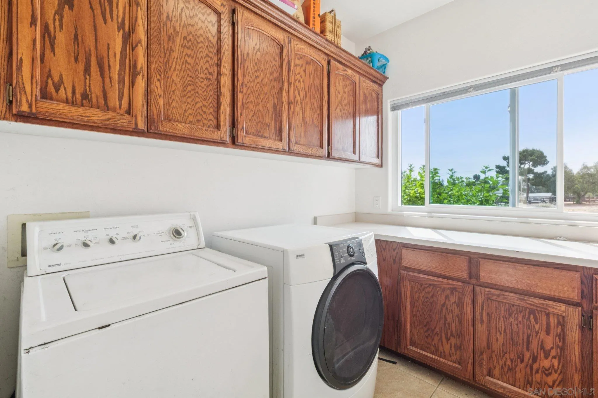 1346 Wilson Road Ramona, CA 92065 - Photo 29 of 71 homes with large laundry room Ramona